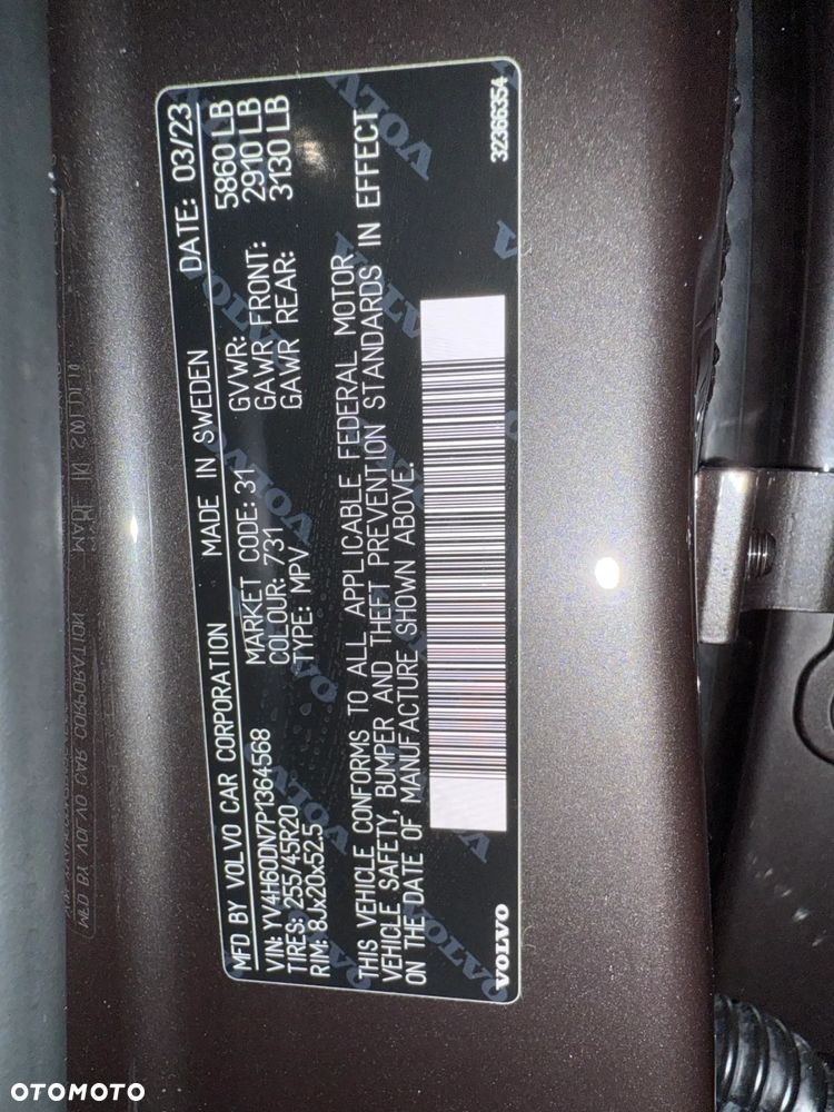 Volvo XC 60 T8 AWD Plug-in Hybrid Polestar Engineered - 8