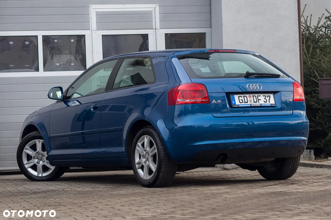 Audi A3 1.6 Attraction - 9