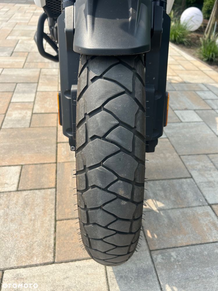 Triumph Tiger - 4