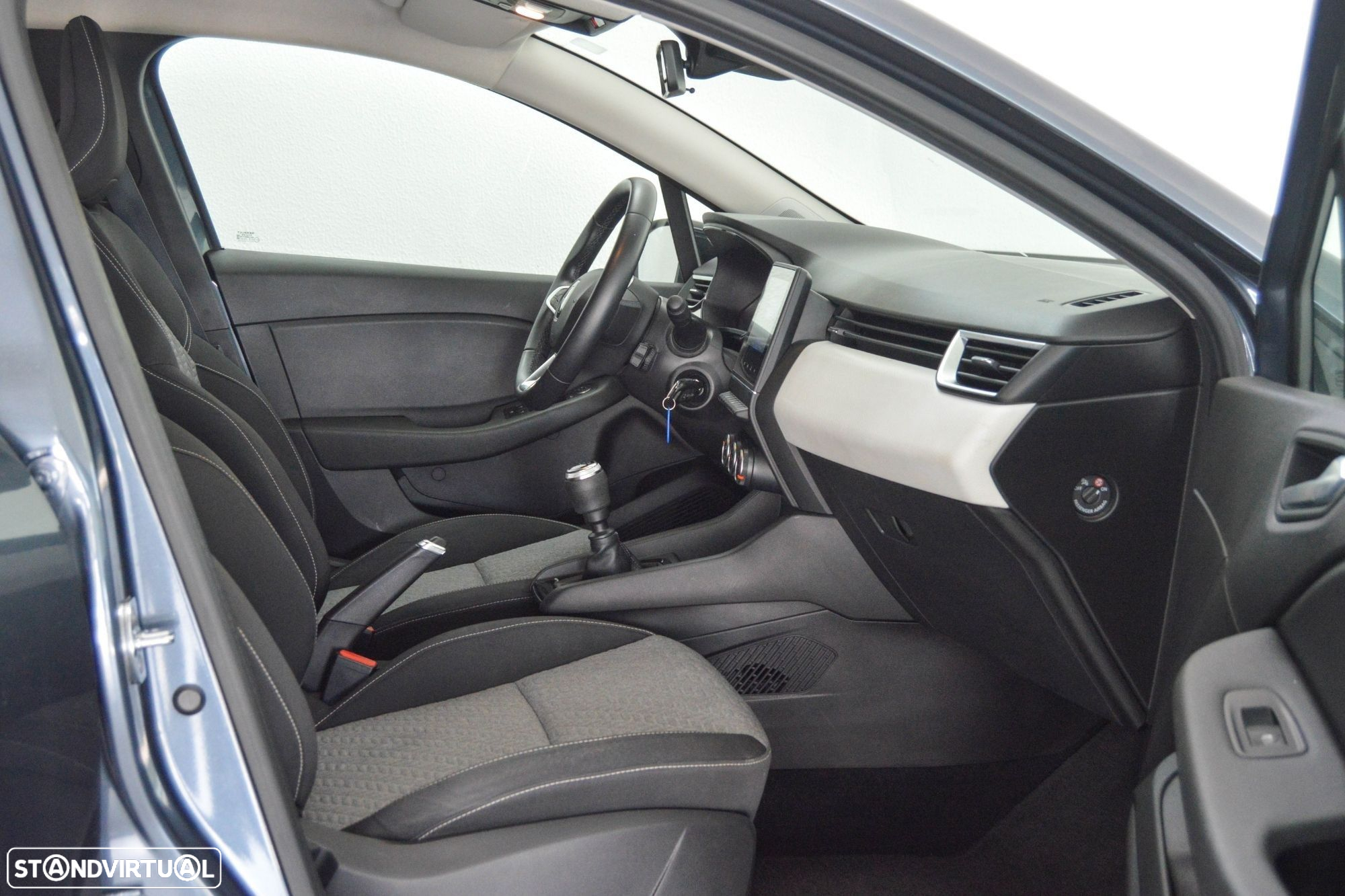Renault Clio 1.0 TCe Evolution - 23