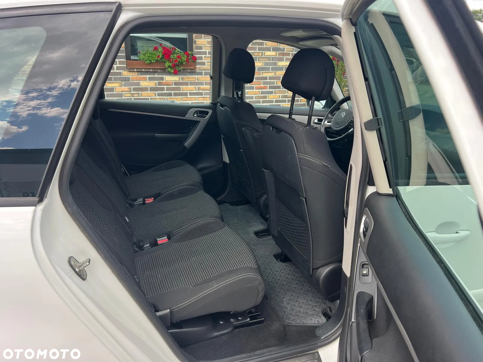 Citroën C4 Picasso 1.6 HDi FAP Confort - 10