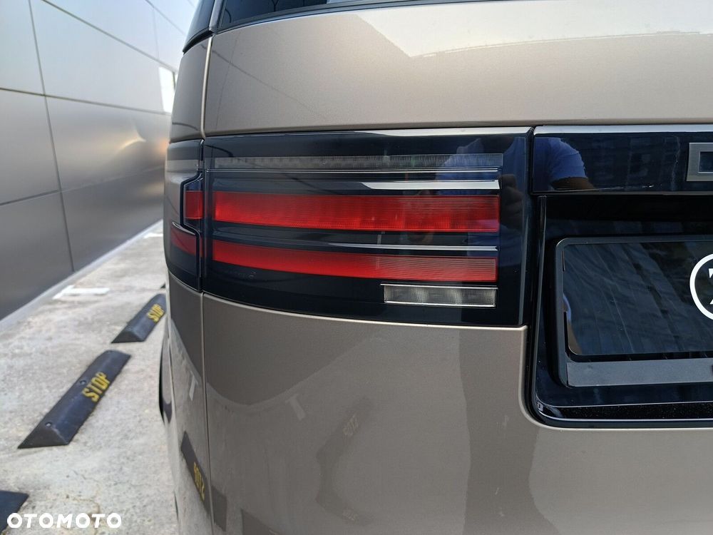 Land Rover Discovery - 12