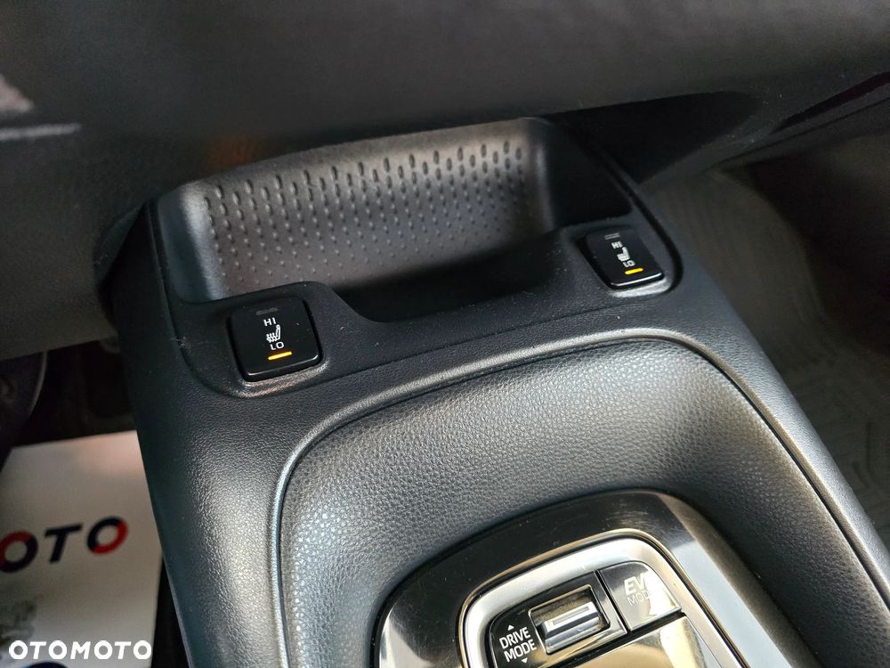 Toyota Corolla 1.8 Hybrid GPF Comfort - 27