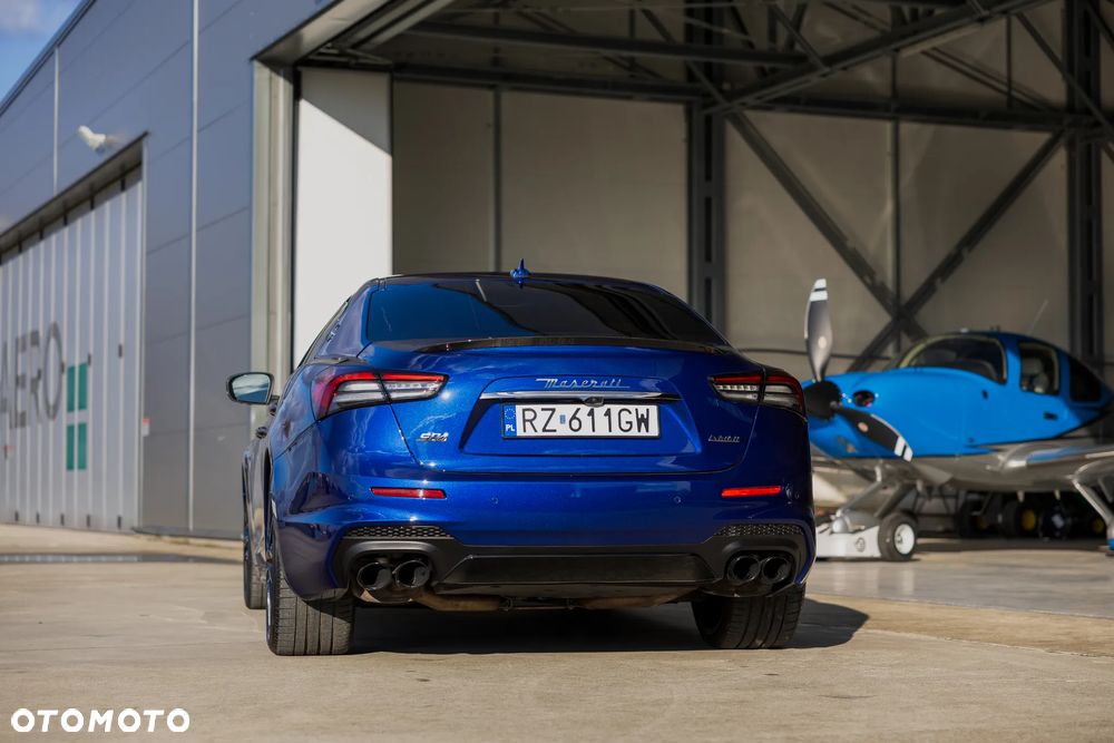 Maserati Ghibli S Q4 GranSport - 25