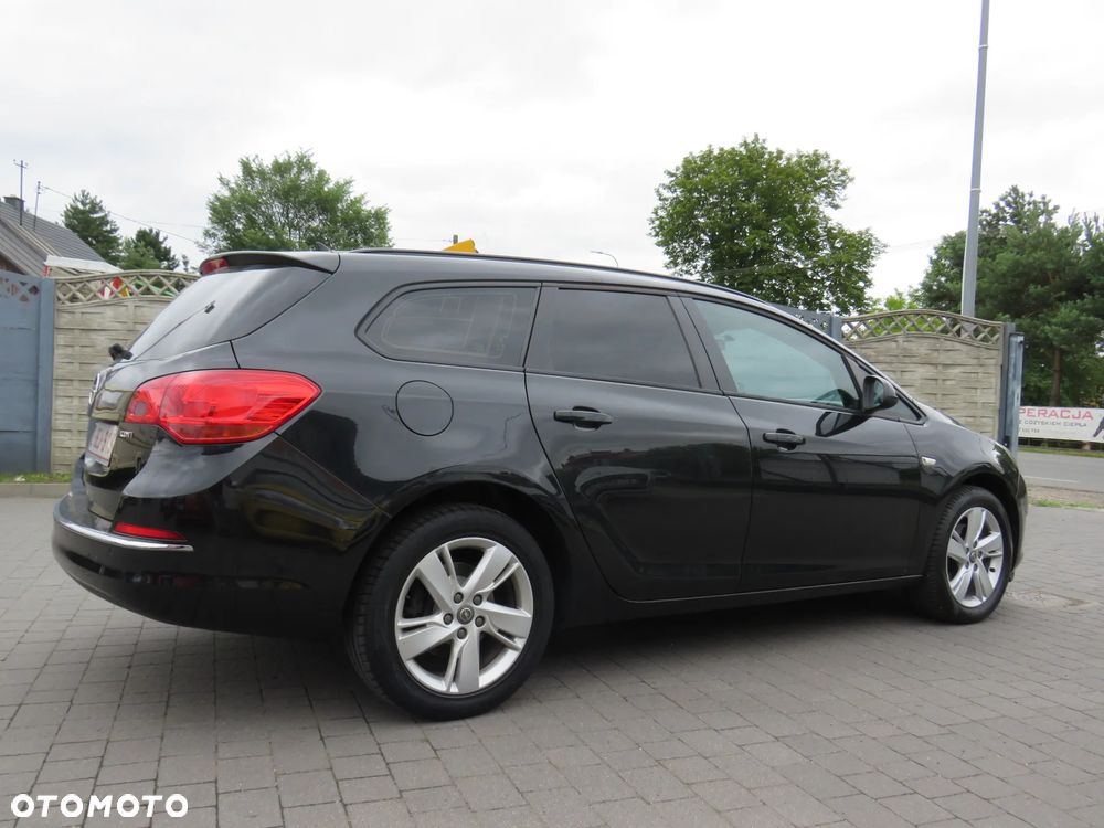 Opel Astra 1.7 CDTI DPF ecoFLEX TourerStart/Stop 105g Sport - 12
