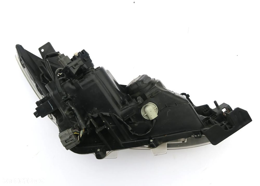 MAZDA 3 III BM 2013 - reflektor kpl soczewka zwykła H11+ H15 ORYGINAŁ OE - 12