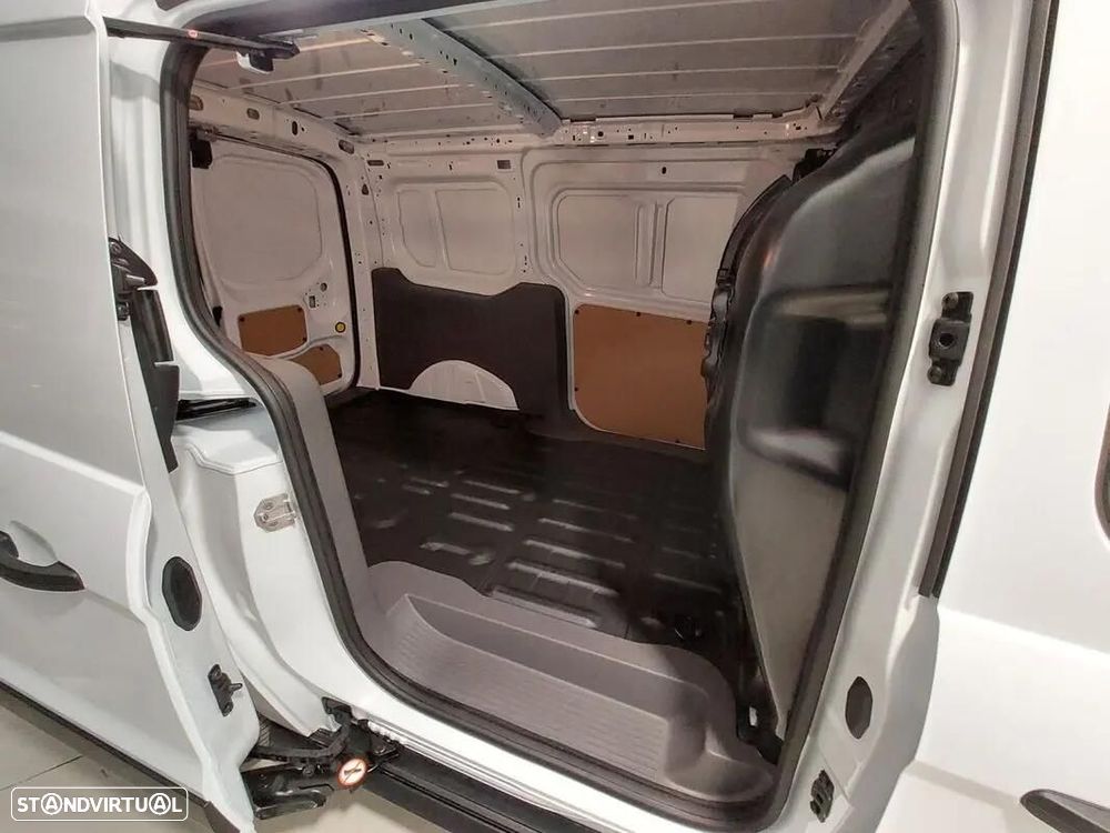 Ford Transit Connect - 19