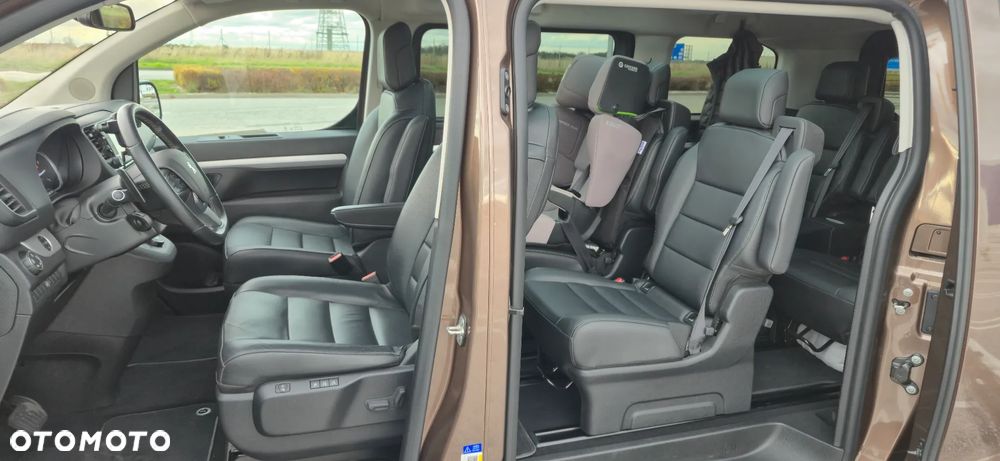 Peugeot Traveller L2 2.0 EAT8 Business VIP - 17