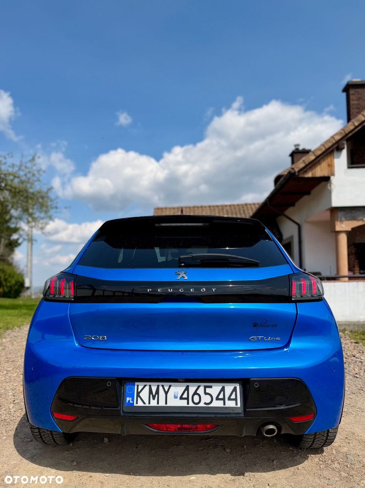 Peugeot 208 - 5
