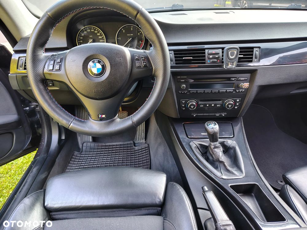 BMW Seria 3 320d DPF - 9
