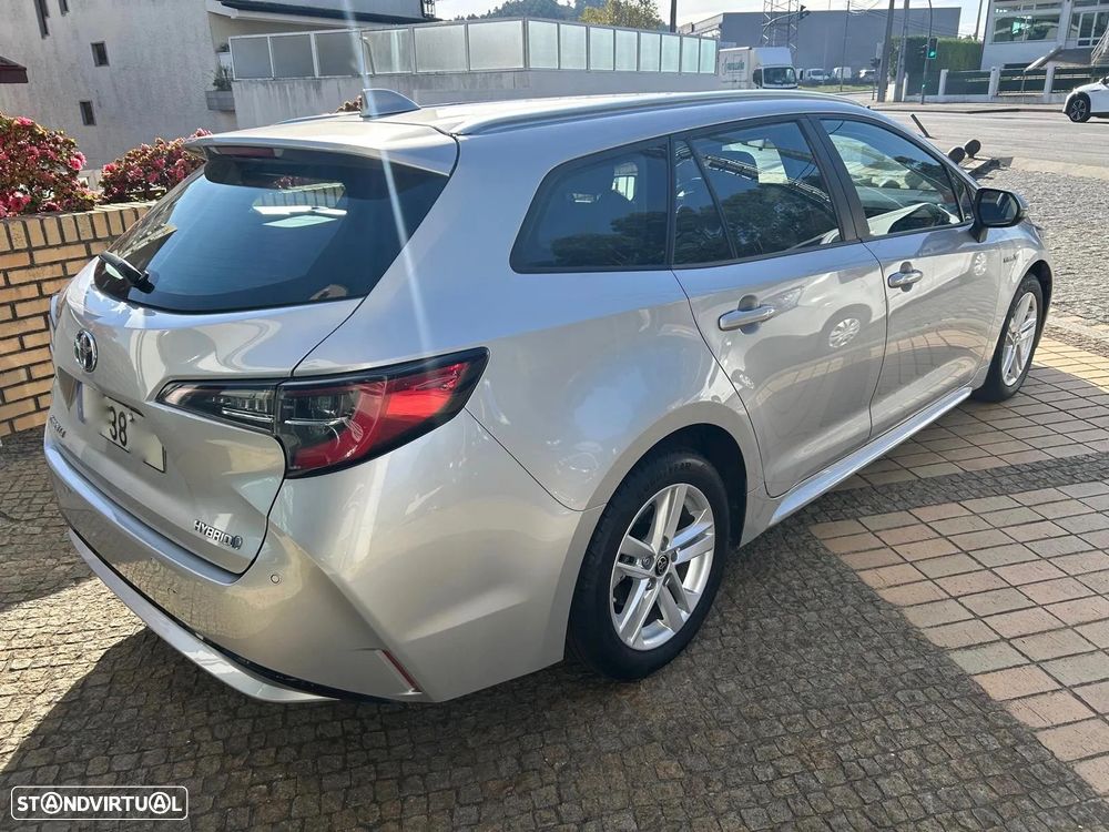 Toyota Corolla Touring Sports 1.8 Hybrid Comfort - 4