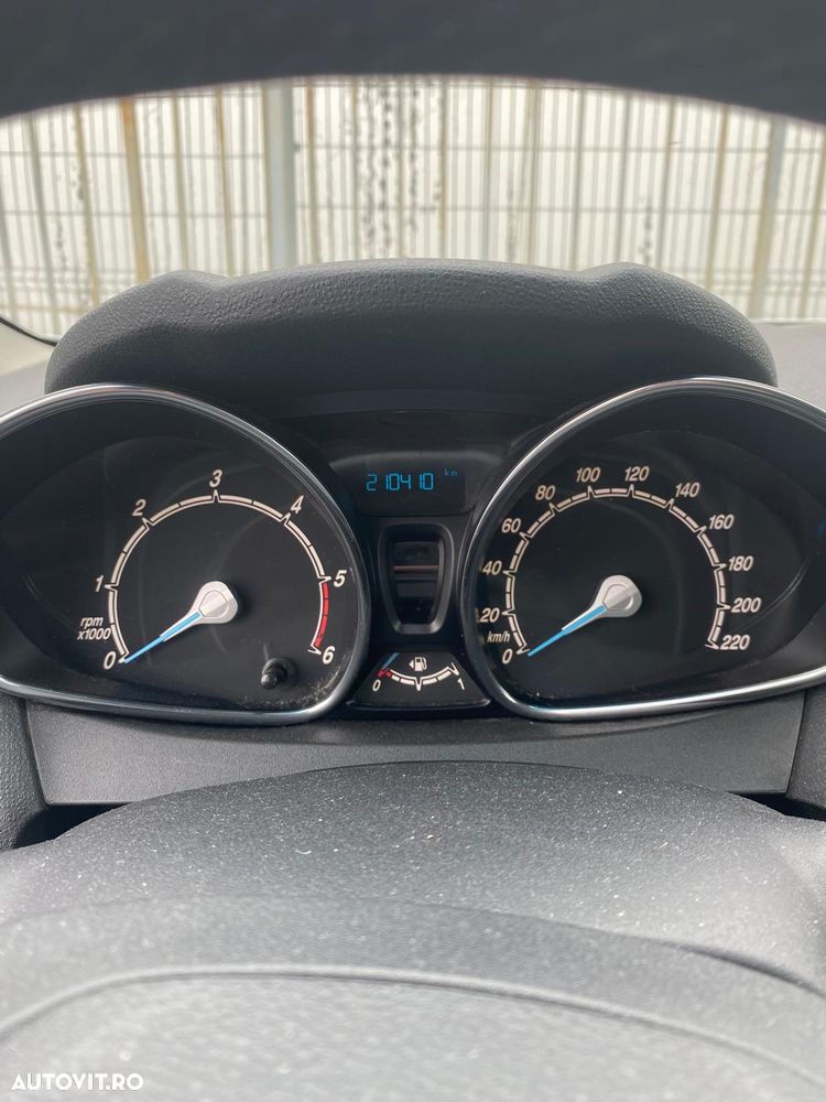 Ford Fiesta 1.5 TDCi Trend - 6