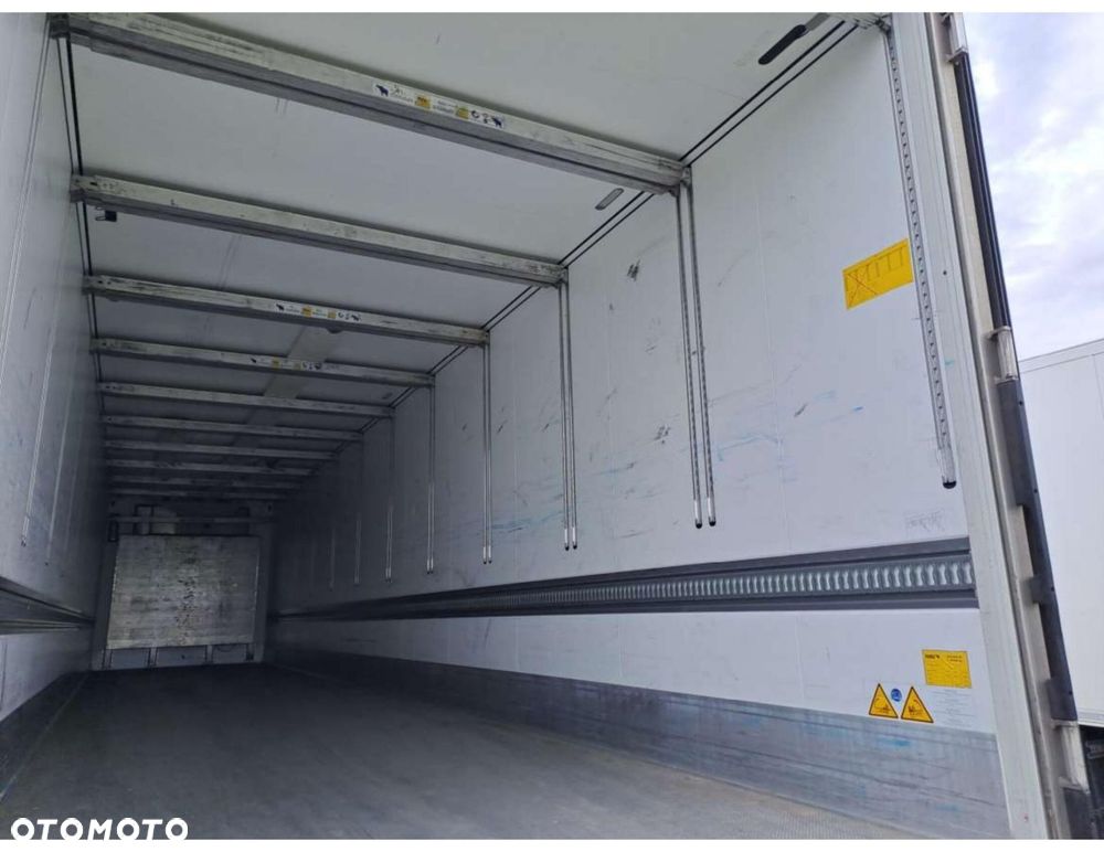 Schmitz Cargobull SKO Double Deck FP 60 ThermoKing SLXi 300 Lifting Axle - 8