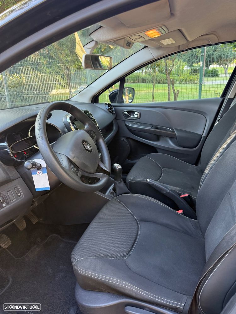 Renault Clio 1.5 dCi Dynamique S - 9