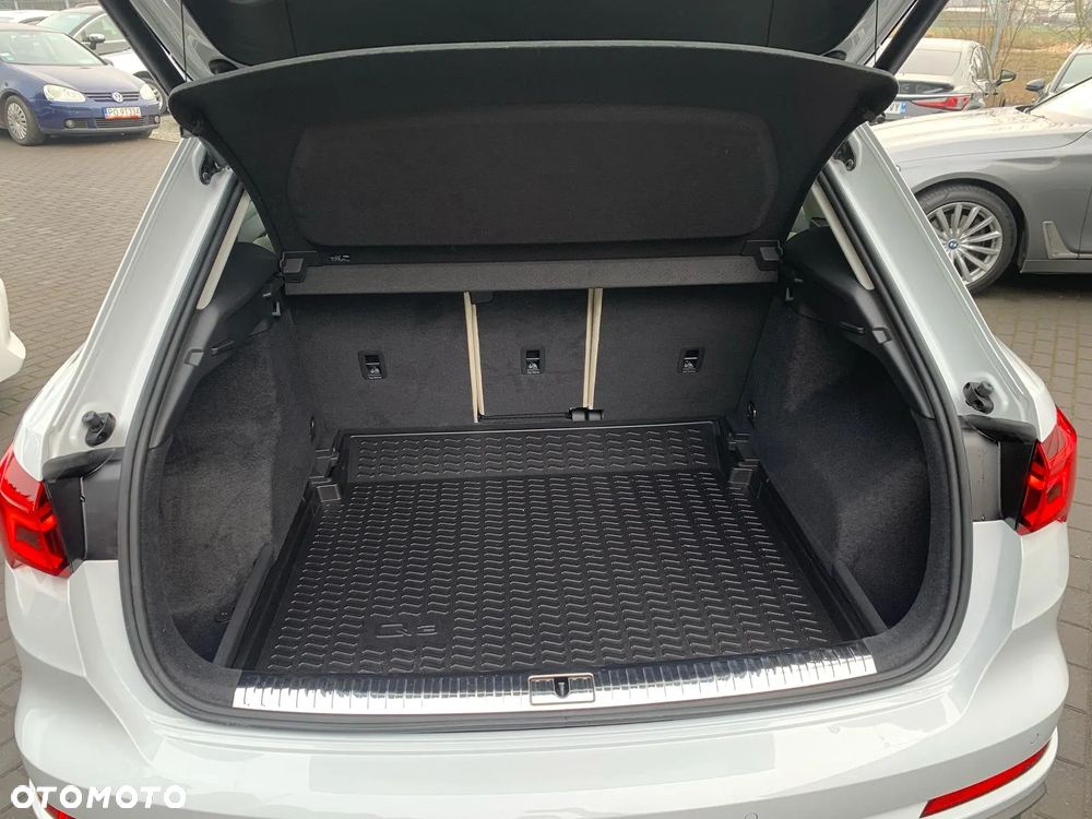 Audi Q3 40 TFSI quattro S tronic S line - 19