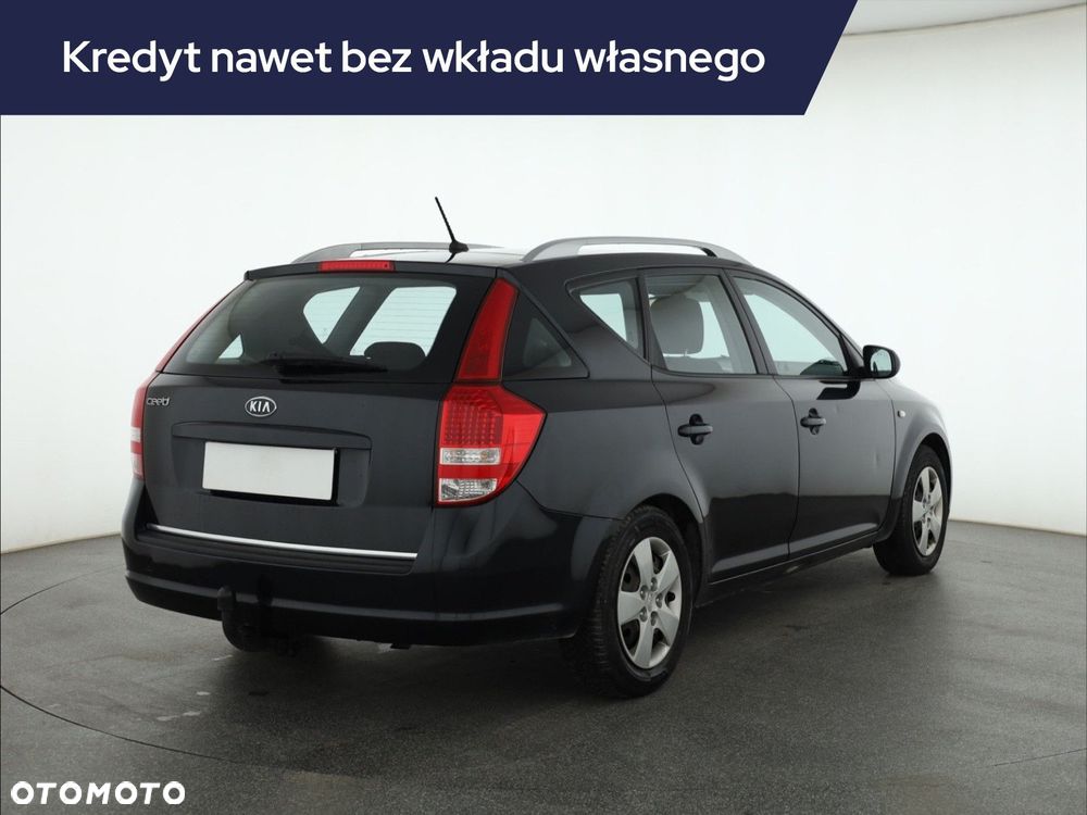 Kia Ceed - 7