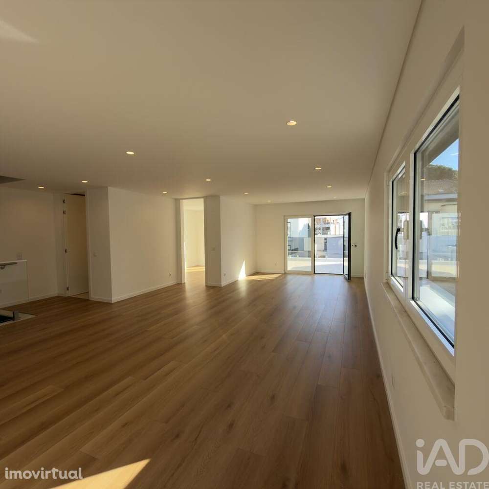 Casa / Villa T4 em Cascais e Estoril de 350,00 m2 - Grande imagem: 4/18