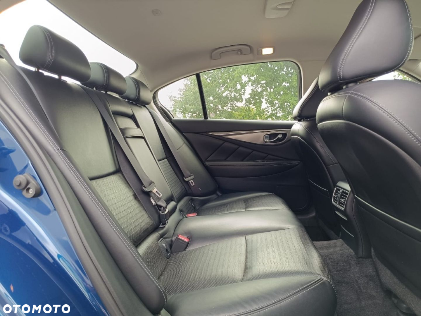 Infiniti Q50 - 35