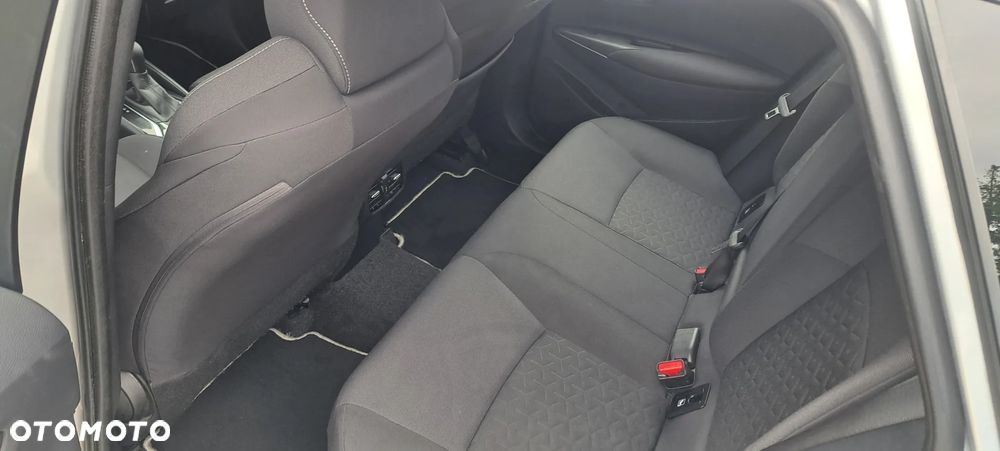 Toyota Corolla 1.8 Hybrid Comfort - 5