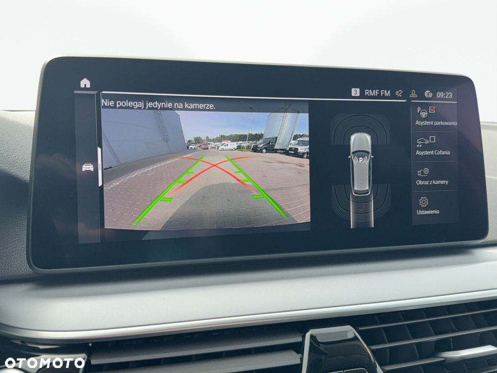 BMW Seria 5 - 29