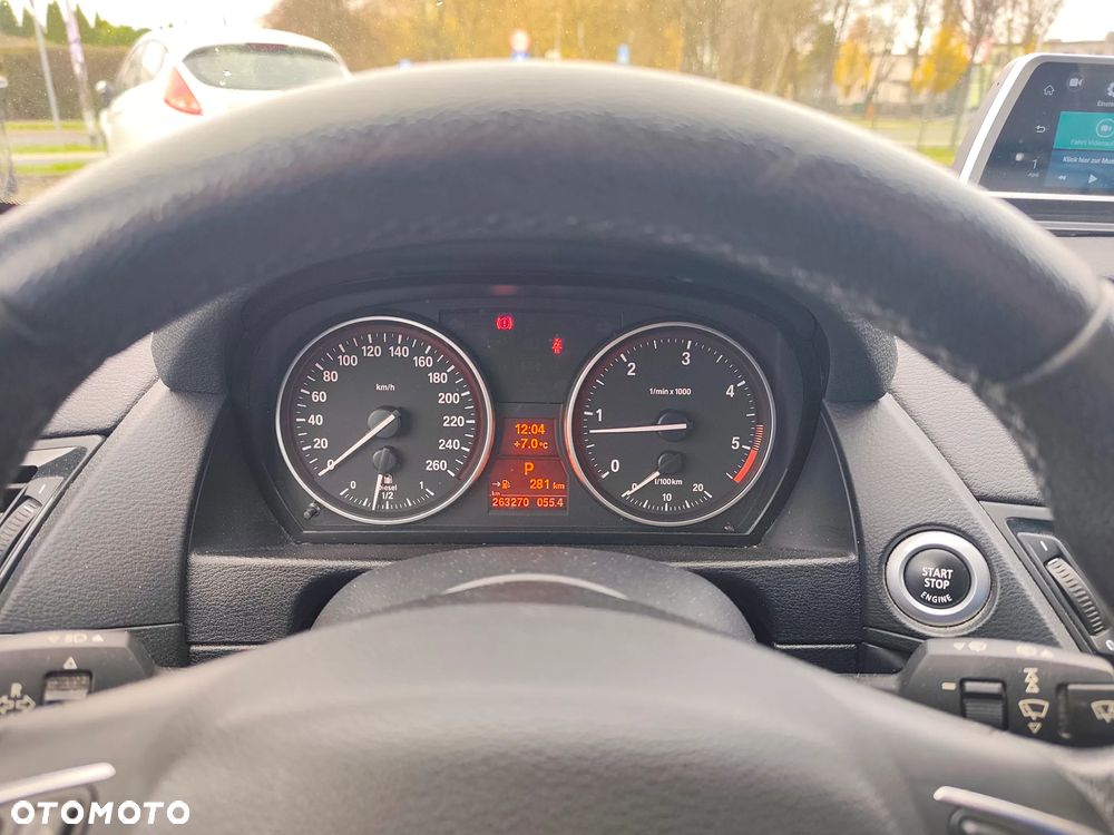 BMW X1 xDrive20d xLine - 18