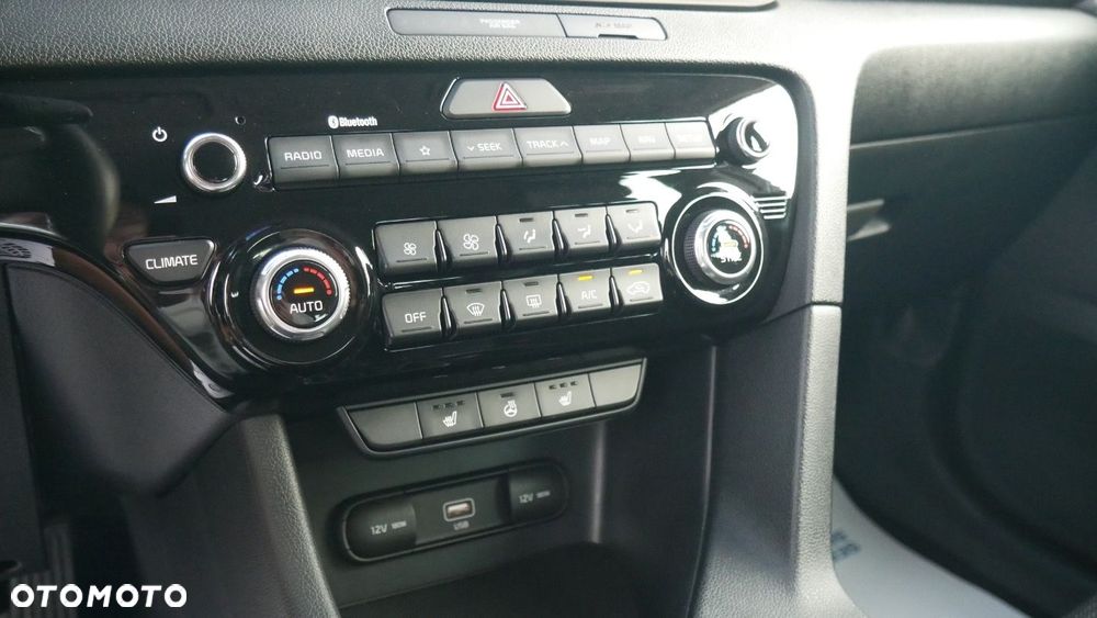 Kia Sportage - 11