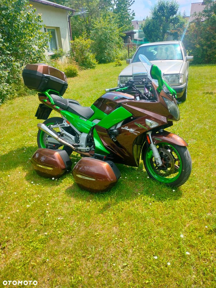 Yamaha FJR - 1