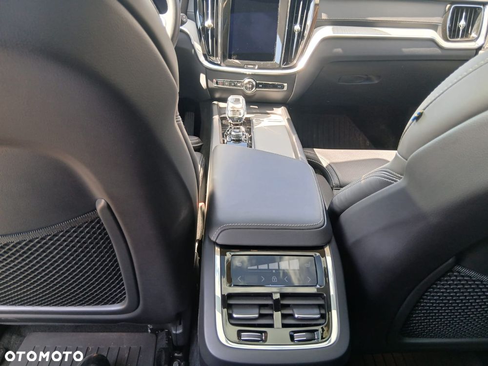 Volvo V60 T5 AWD Inscription - 10