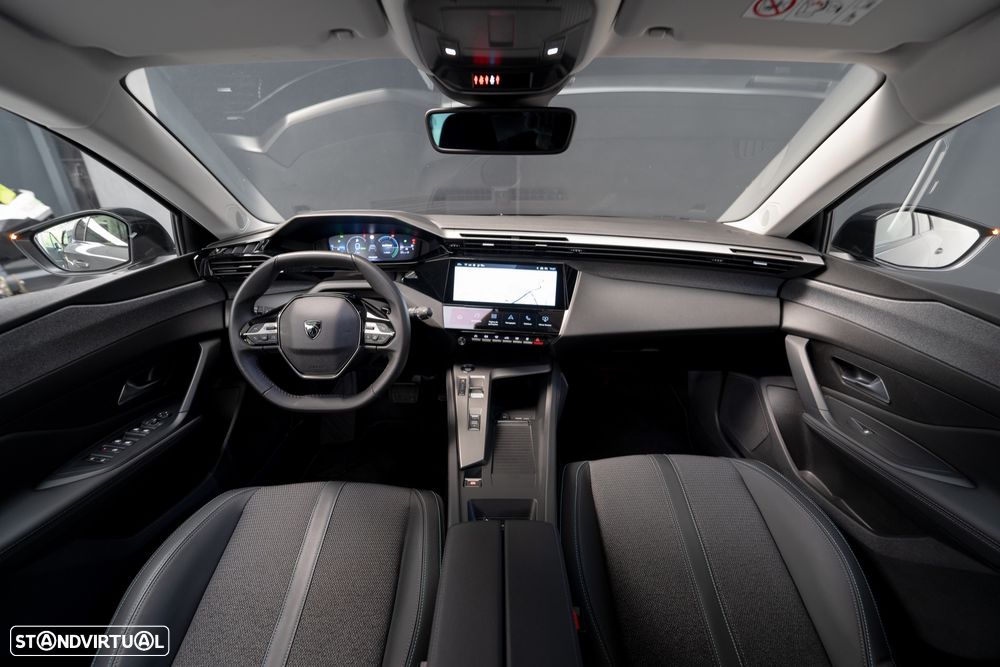 Peugeot 308 1.6 Hybrid Allure e-EAT8 - 19