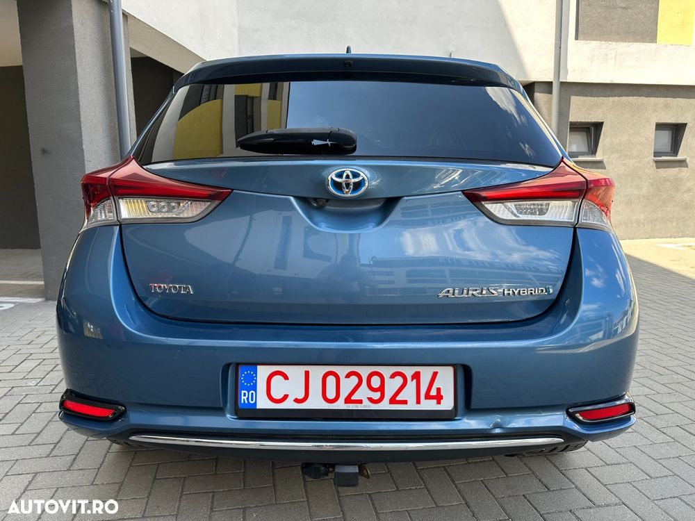 Toyota Auris 1.8 L VVT-i Sol+ - 8