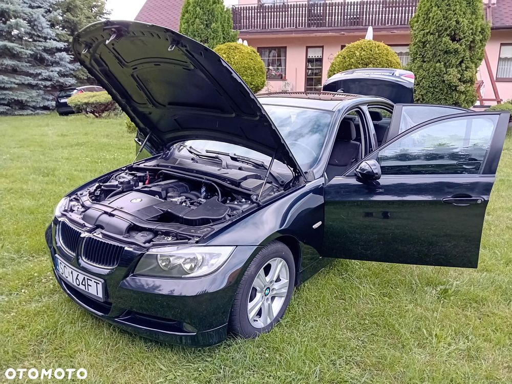 BMW Seria 3 318i Edition Exclusive - 19