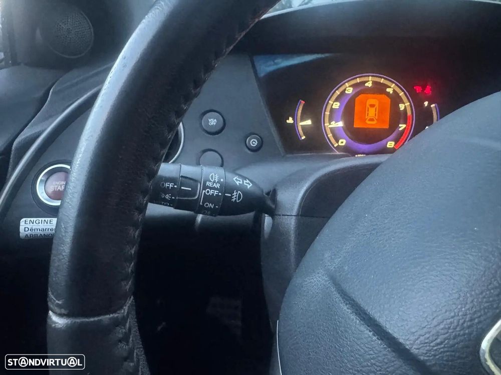 Honda Civic 1.4 i-VTEC Sport - 21