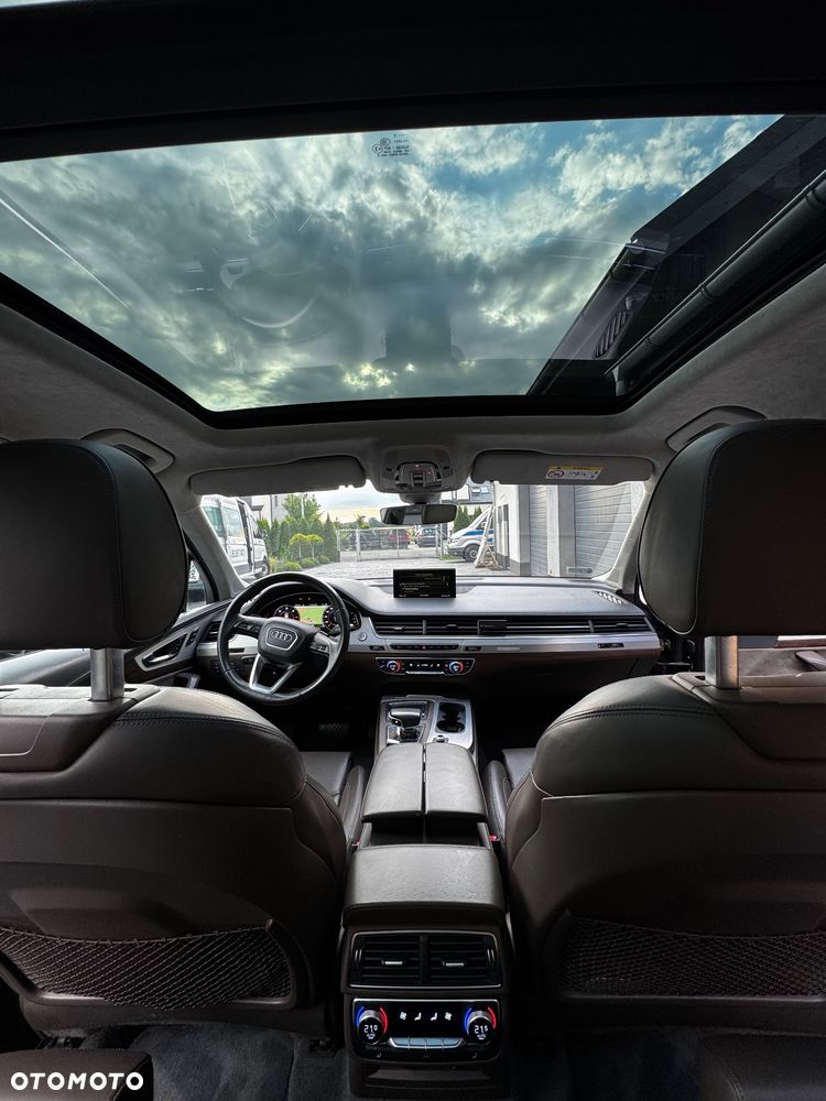 Audi Q7 - 11