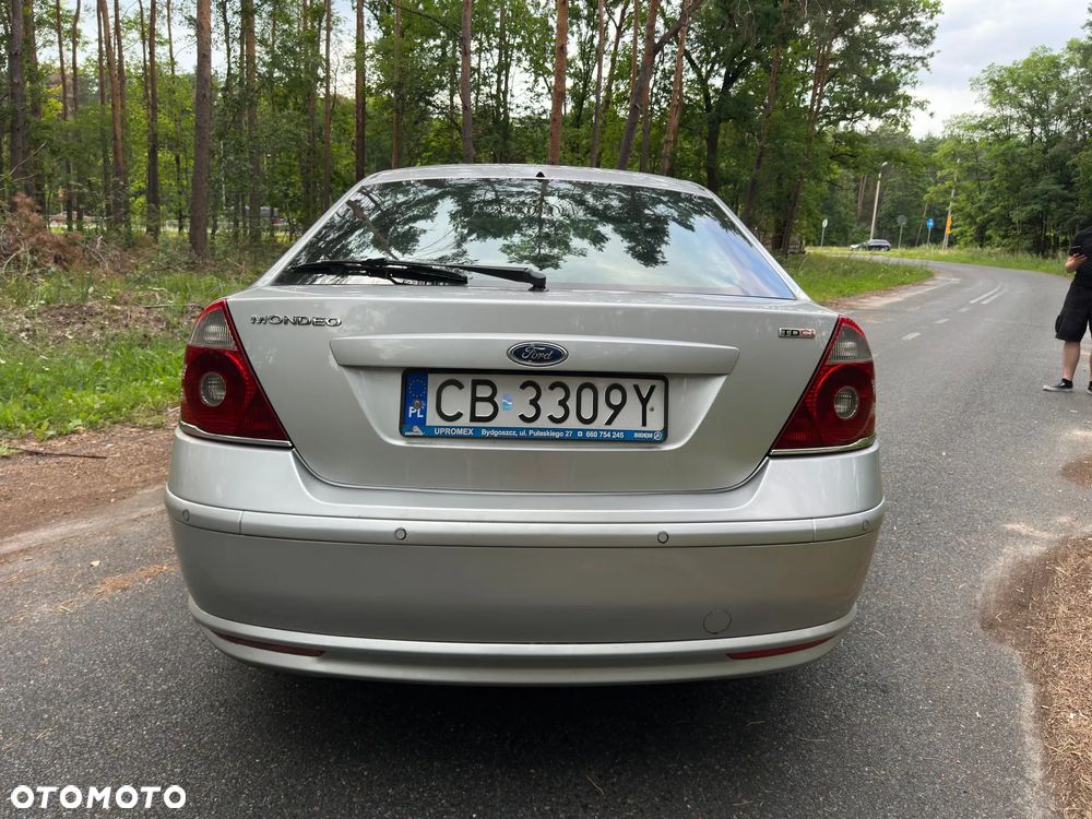 Ford Mondeo 2.0 TDCi Ghia - 7