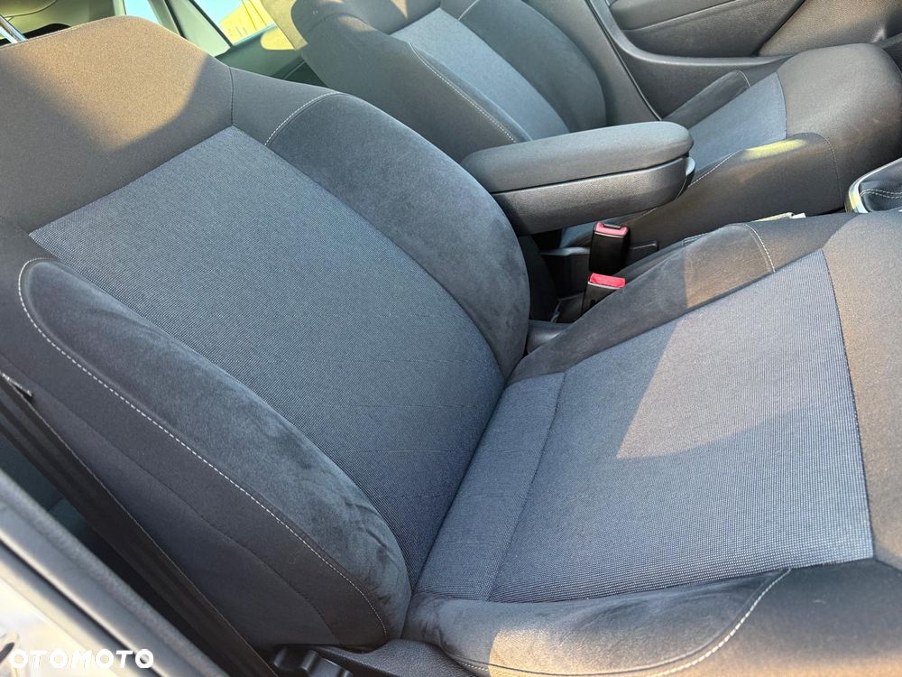 Volkswagen Polo 1.4 Style - 16