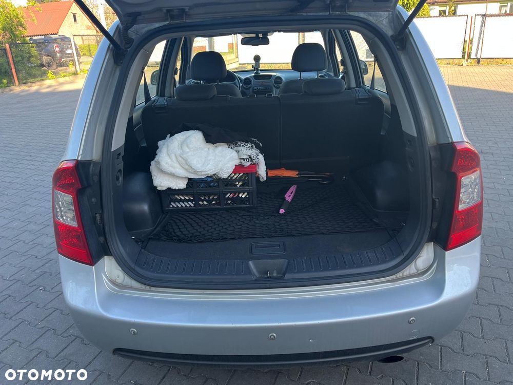 Kia Carens 2.0 EX - 14