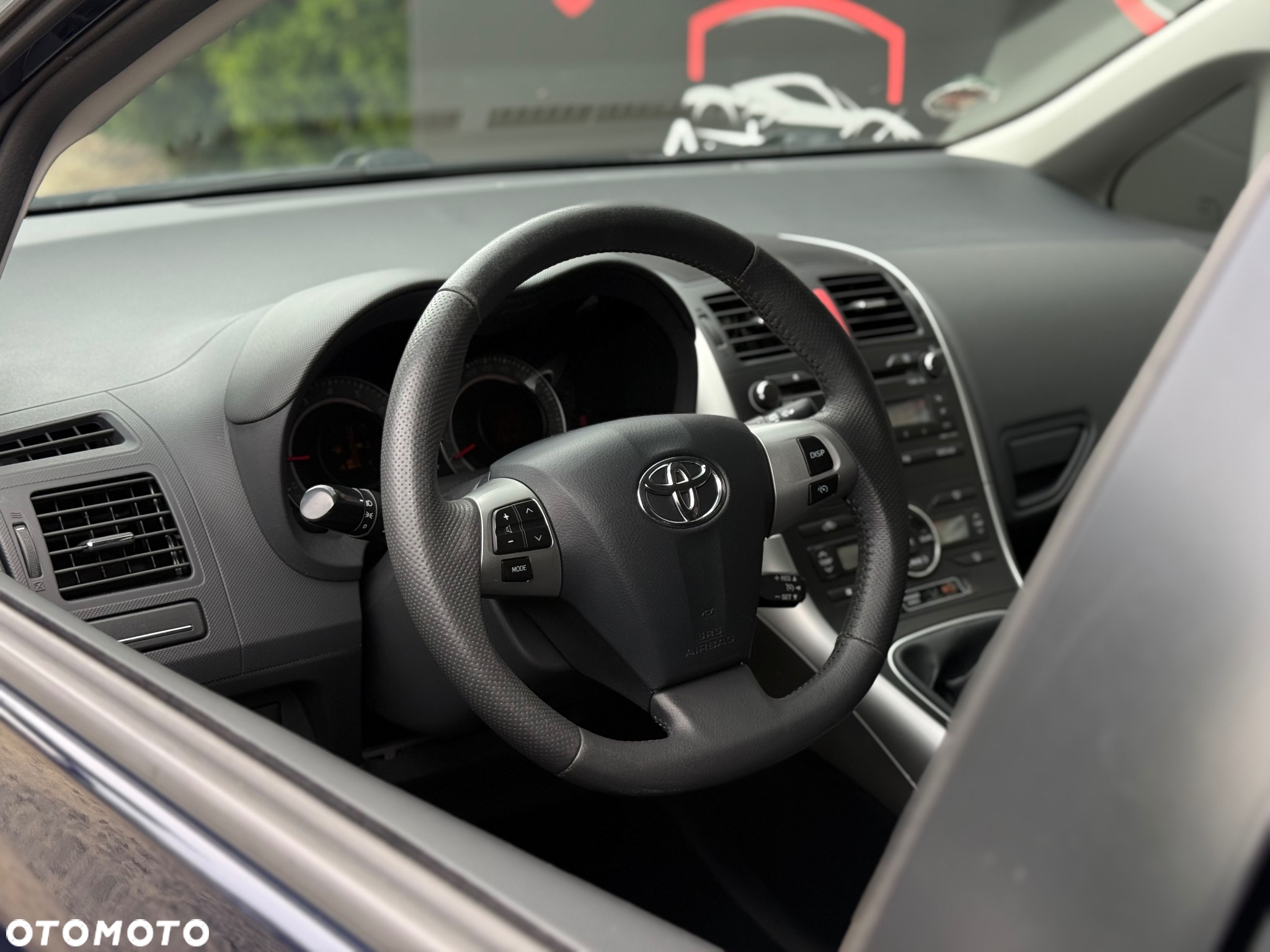 Toyota Auris - 14