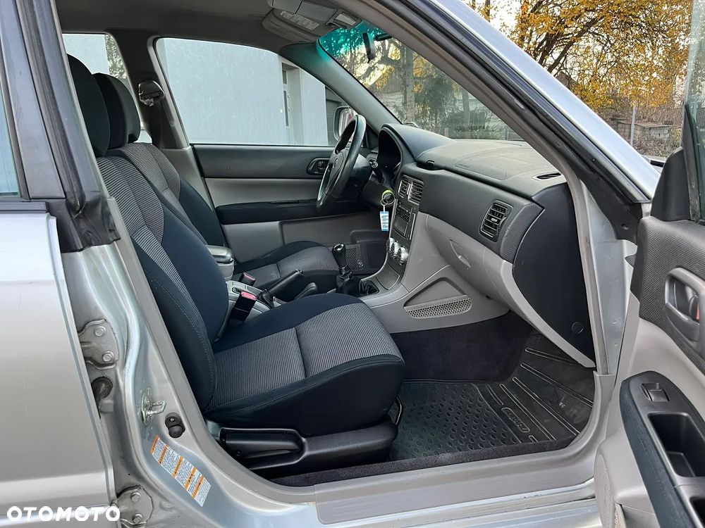 Subaru Forester 2.0 XG - 11