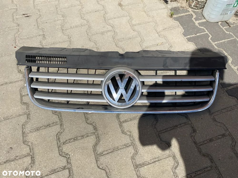 ATRAPA VW  T 5 MUTIVAN   CARAVELLE  7H5807101 - 1
