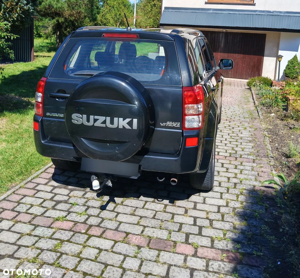 Suzuki Grand Vitara 2.0 - 6