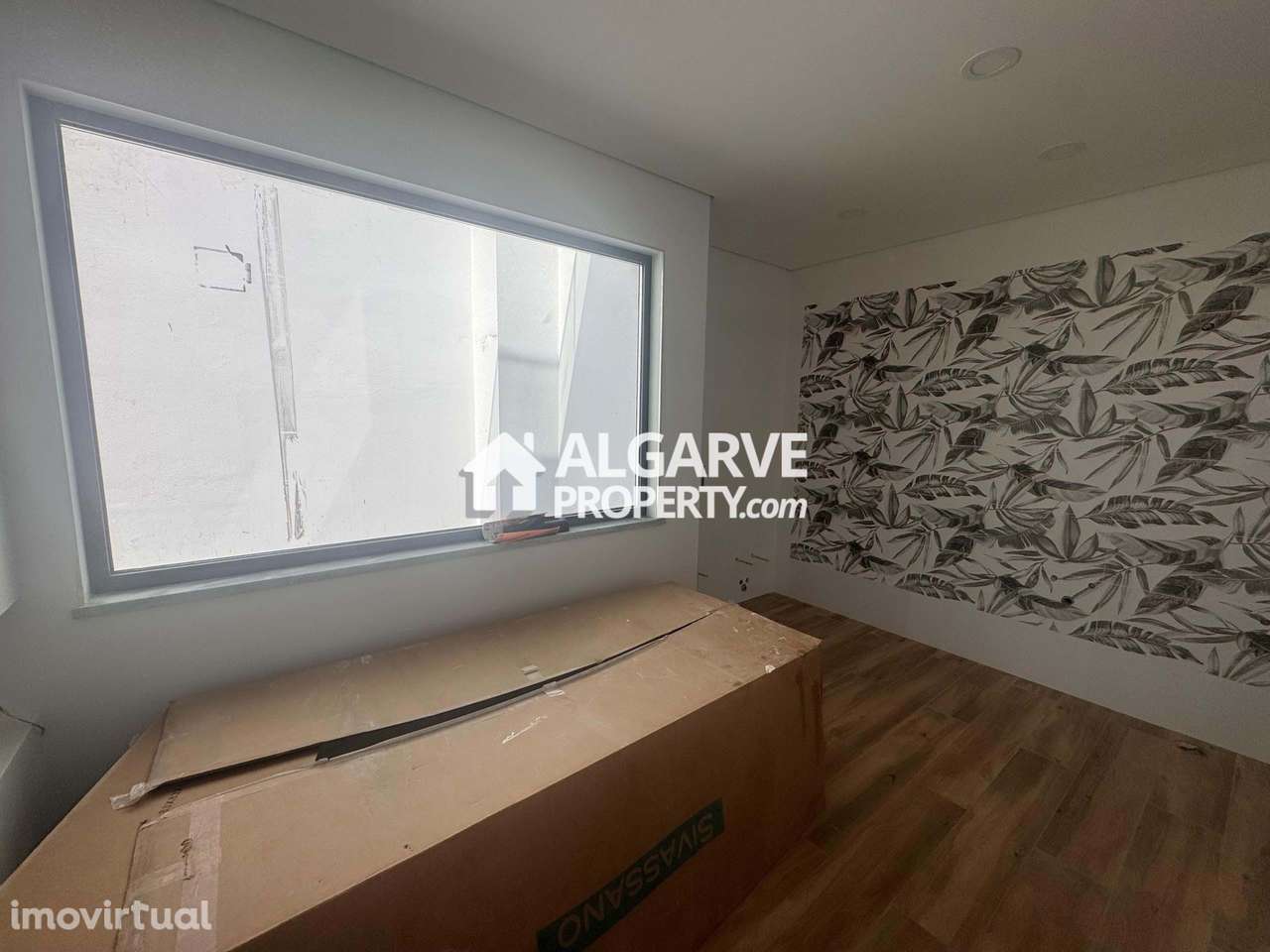 Moradia de Luxo T4 com Piscina e Vista Mar na Guia, Algarve - Grande imagem: 2/53