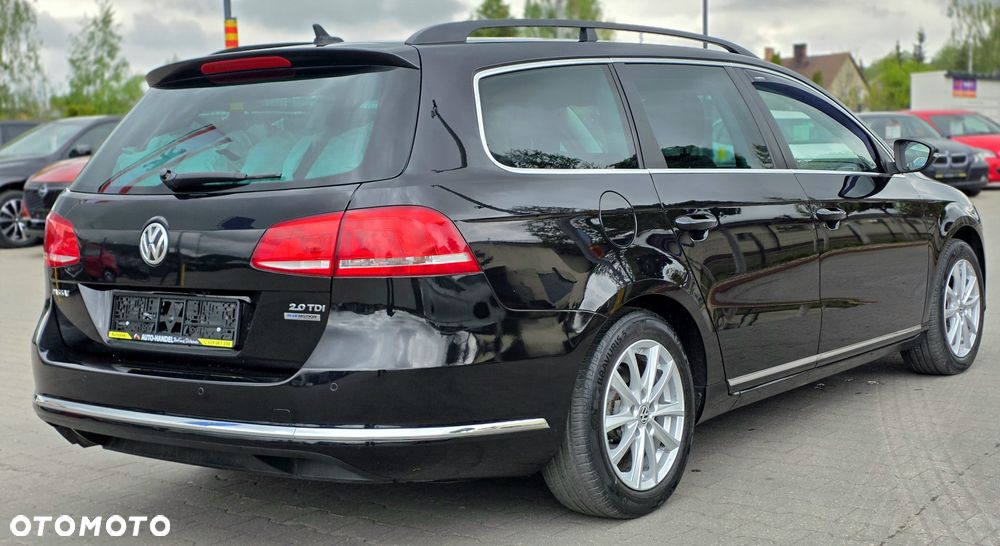 Volkswagen Passat - 4