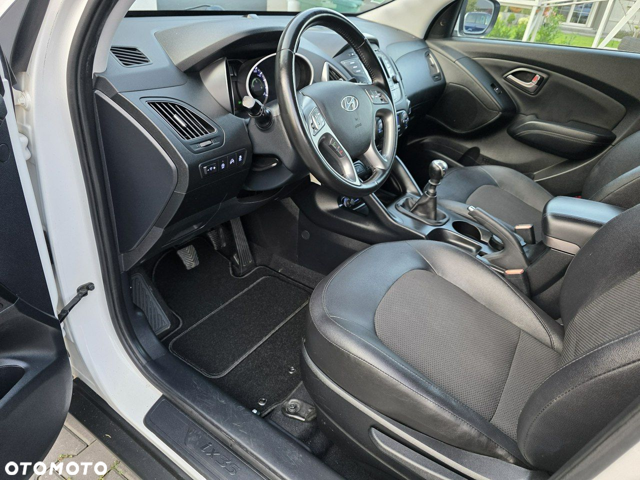 Hyundai ix35 - 12