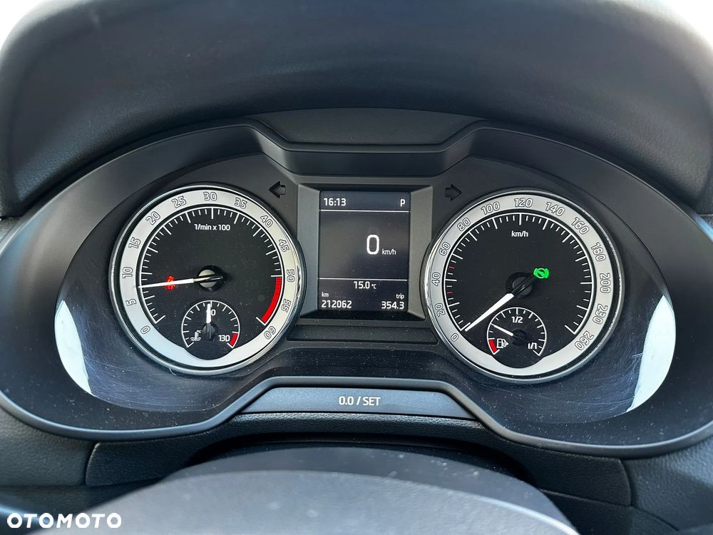 Skoda Octavia 2.0 TDI Style DSG - 12