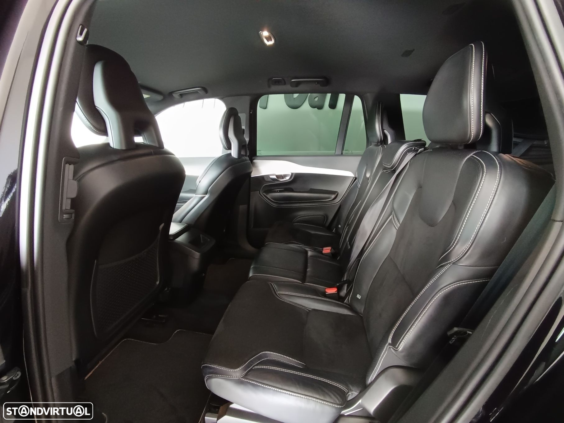 Volvo XC 90 2.0 D4 R-Design - 46