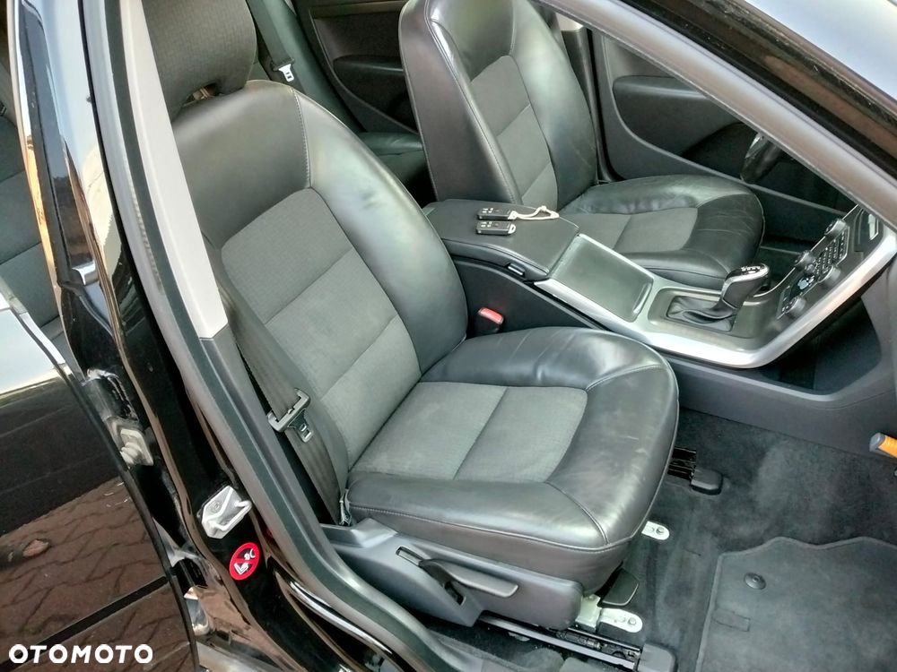 Volvo V70 D3 Drive-E Dynamic Kinetic - 11