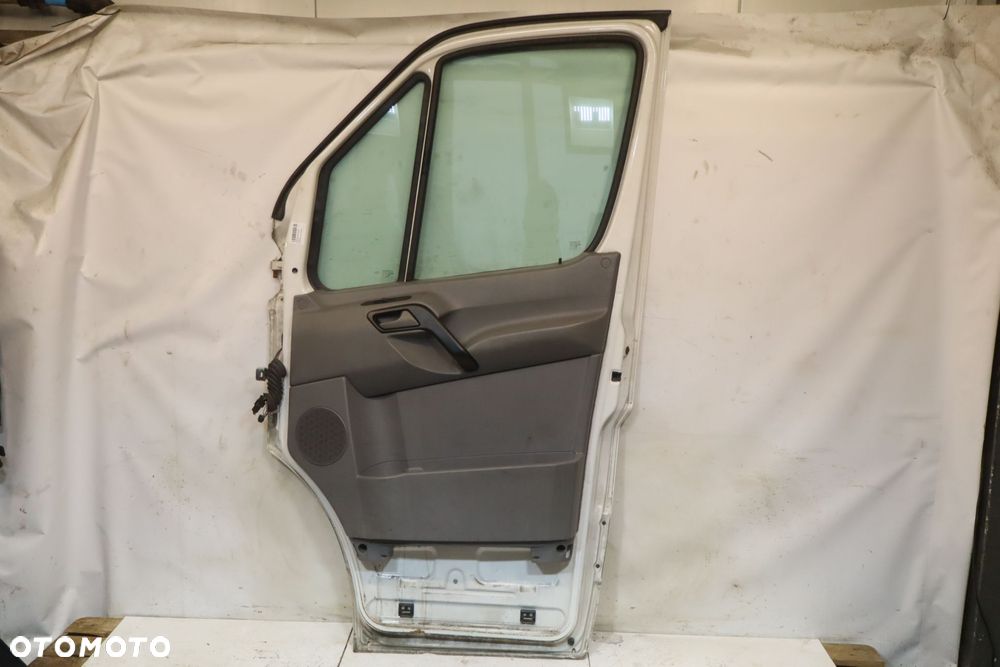 DRZWI PRAWY PRZÓD VOLKSWAGEN CRAFTER I LIFT LB9A - 2