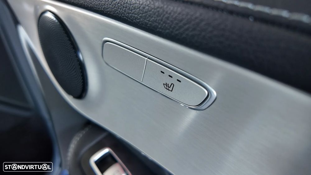 Mercedes-Benz GLC 300 de Coupe 4Matic 9G-TRONIC AMG Line Plus - 44