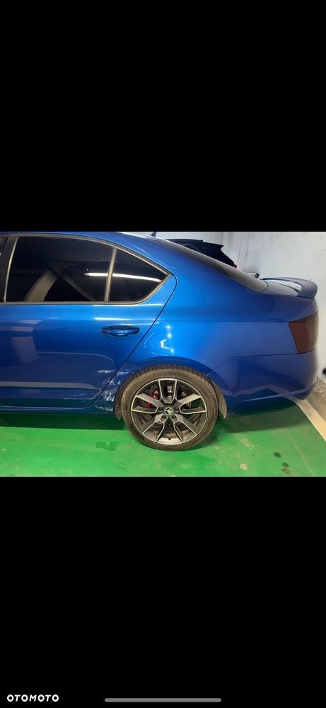 Skoda Octavia 2.0 TDI RS - 18