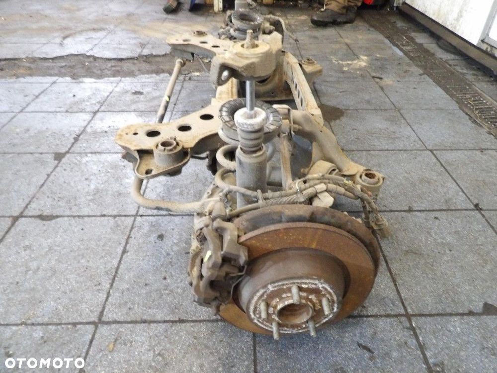 FORD FUSION II LIFT USA 1.5EBOOST OŚ TYLNA BELKA - 2
